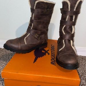 Rocket dog snow boots